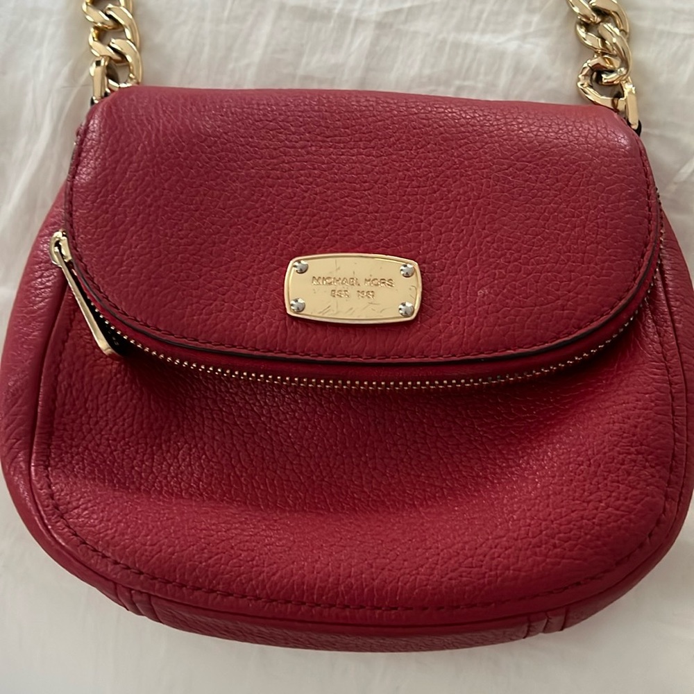 Micheal Kors leather cross body bag